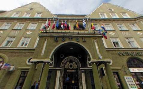 Hotel Coroana 2*